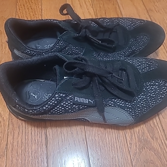 Puma Men's Black and Gray Sneakers - Picture 4 of 5